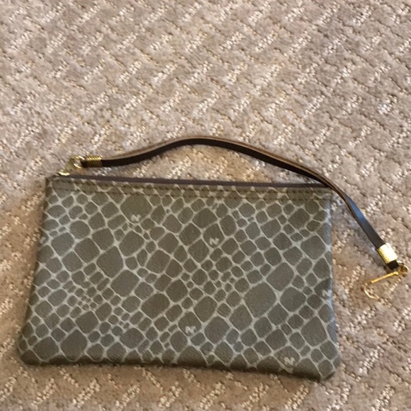 Nina Ricci Shoulder Bag - Picture 5 of 6